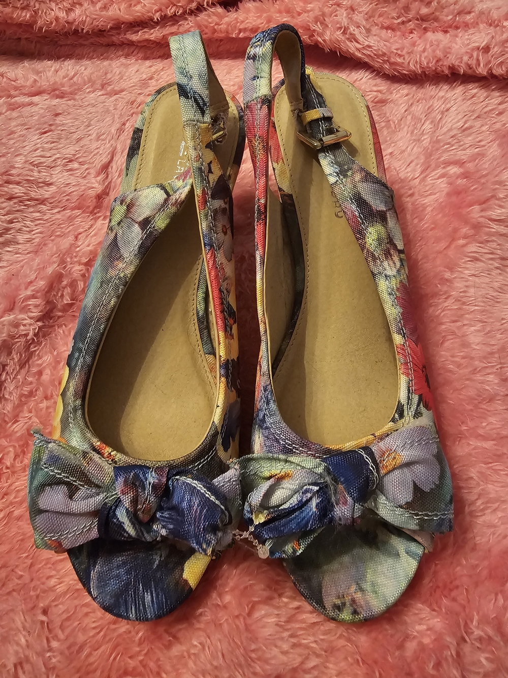 Chinese Laundry Floral Slingback Peep-Toe Wedges Sz9.5